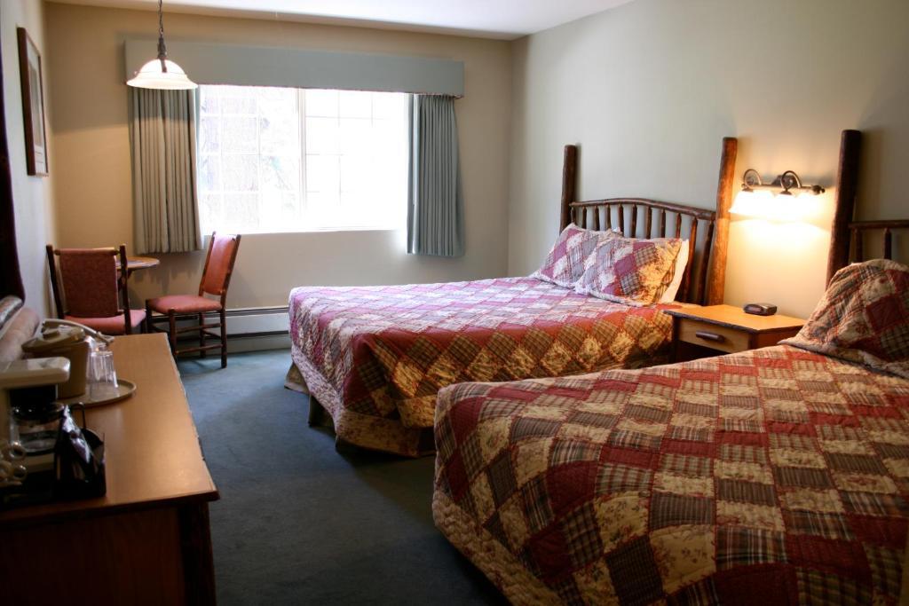 John Muir Lodge Hume Room photo